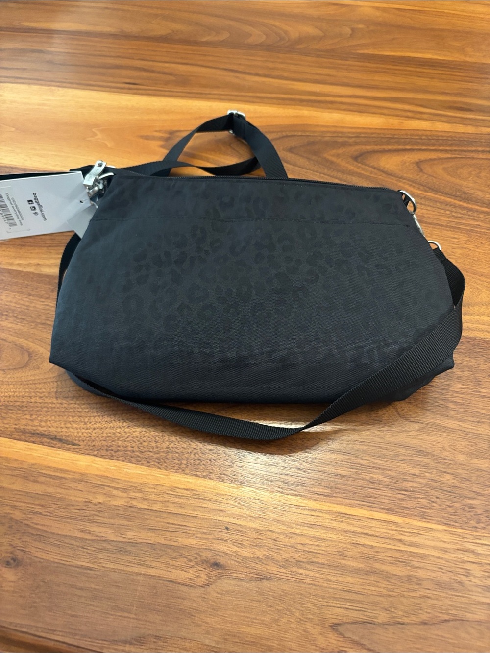 NWT New Baggalini Black Cheetah Print RFID Everyday Crossbody Bag Purse - Picture 9 of 10